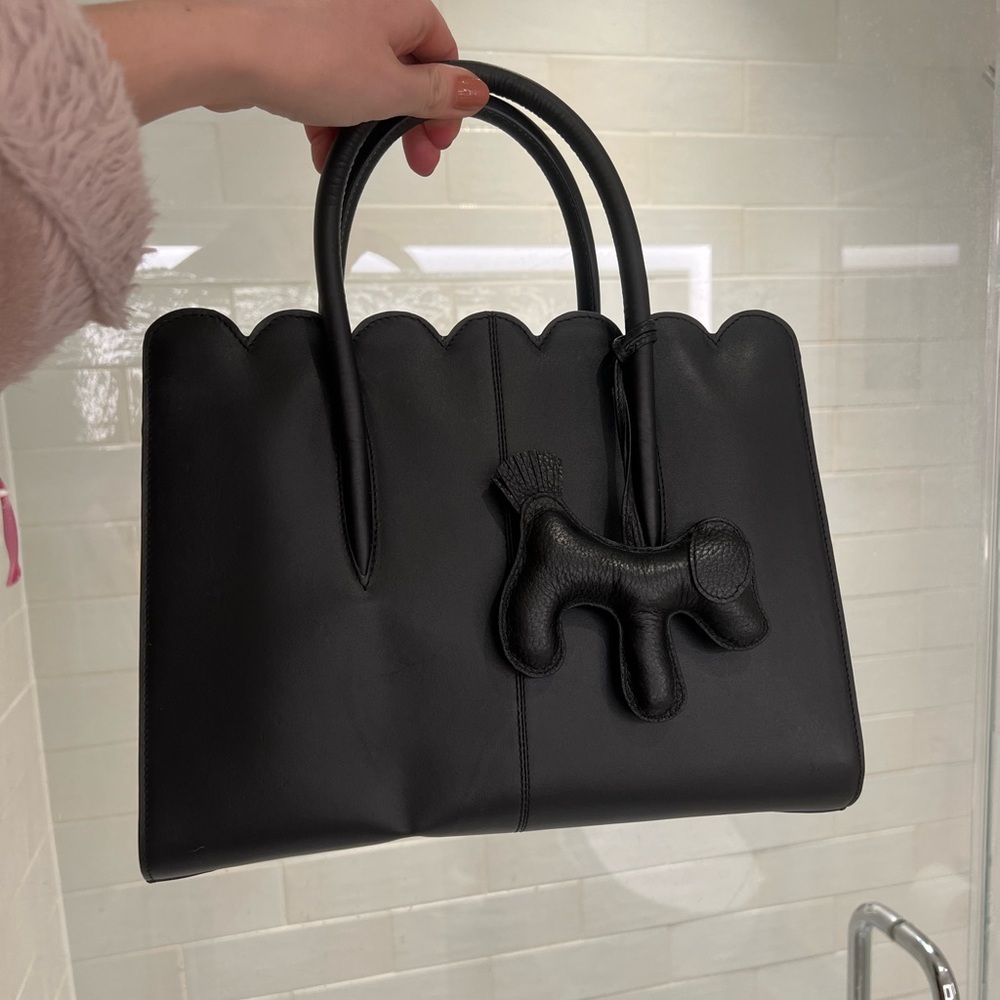 Elegant Black Italian Leather Bag with charm
